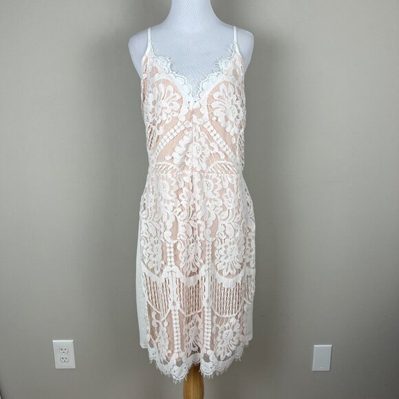 Eilly Bazar Dresses & Skirts - Eilly Bazar Dress Womens 1XL White‎ Peach Illusion Lace Sheath Fitted Cocktail